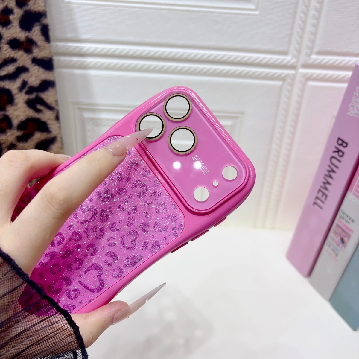 Luxury Glitter Love Heart Leop - đánh giá và giá Glitter Shockproof Case